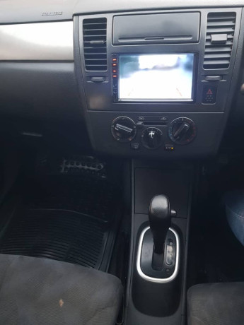 nissan-tida-latio-2007-big-3