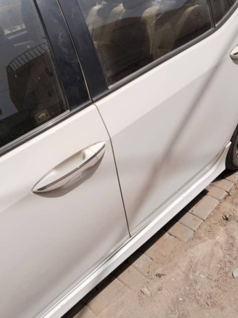 toyota-corolla-altis-x-automatic-16-special-edition-2023-big-8