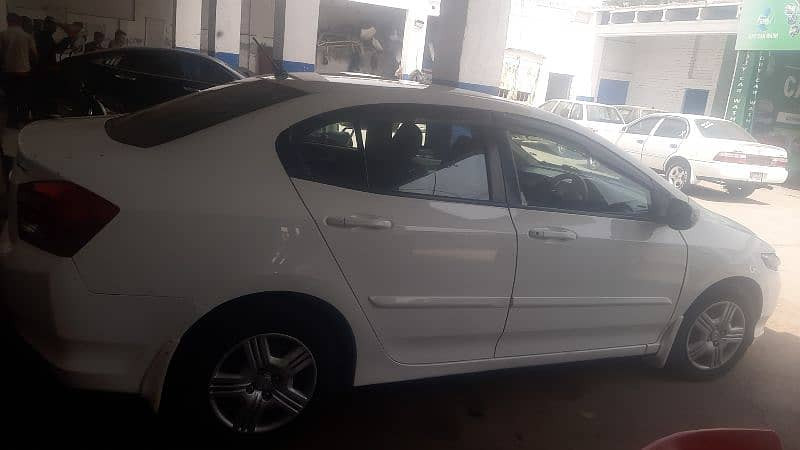 honda-city-ivtec-2017-big-6