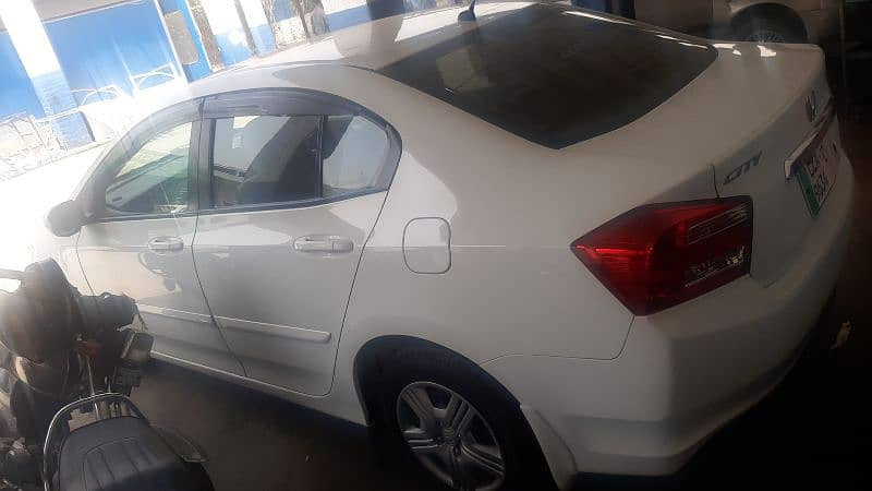 honda-city-ivtec-2017-big-0