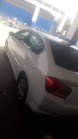 honda-city-ivtec-2017-big-9
