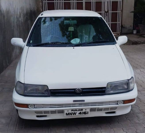 daihatsu-charade-1990-model-big-0