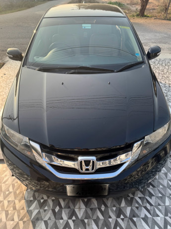honda-city-aspire-2019-big-2