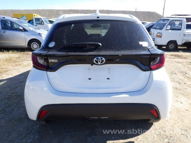 toyota-yaris-x-2021-big-1