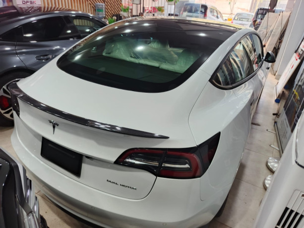 tesla-3-long-range-big-3