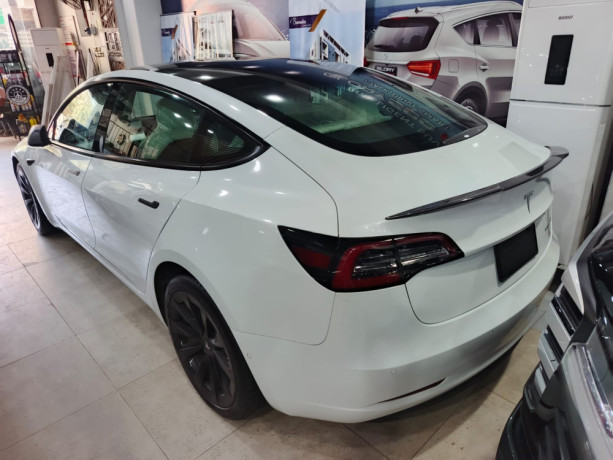 tesla-3-long-range-big-2