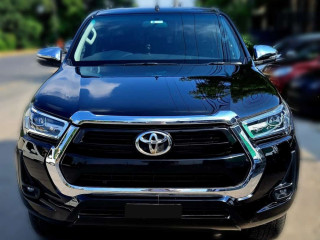 toyota-revo