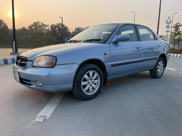 suzuki-baleno-jxl-2004-big-3