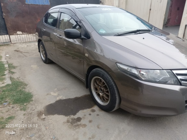 honda-city-13-auto-big-7