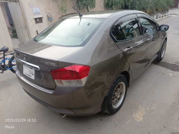 honda-city-13-auto-big-2