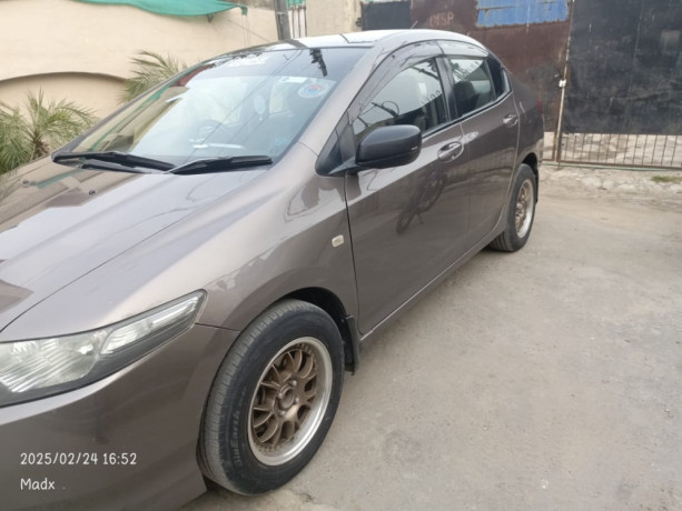 honda-city-13-auto-big-8