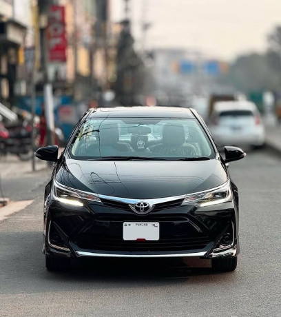 toyota-corolla-altis-special-edition-big-0