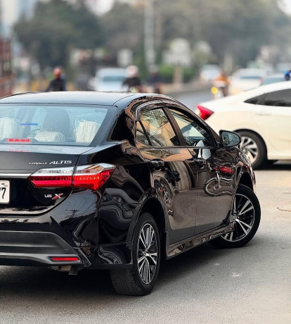 toyota-corolla-altis-special-edition-big-4