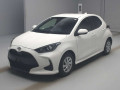 toyota-yaris-hatchback-small-3