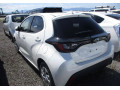 toyota-yaris-hatchback-small-1