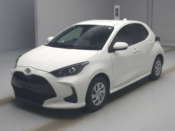 toyota-yaris-hatchback-big-3
