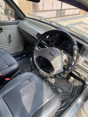 suzuki-mehran-vx-2012-big-9