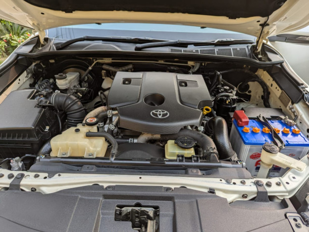 toyota-fortuner-sigma-28-big-8