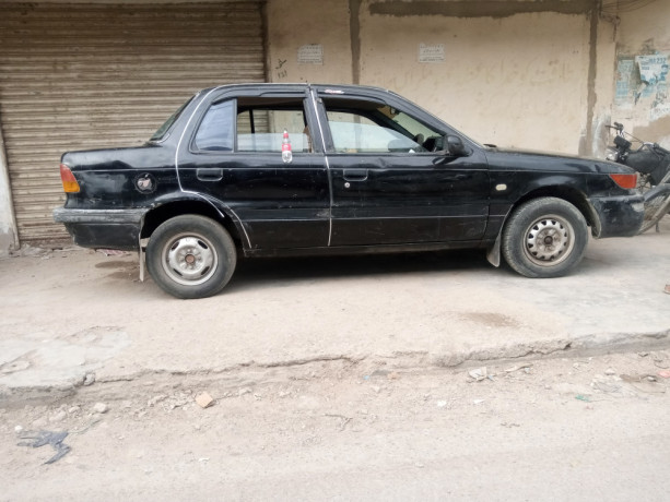 mitsubishi-lancer-1990-big-3