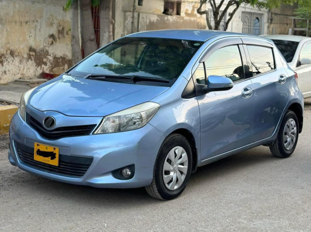toyita-vitz-big-4