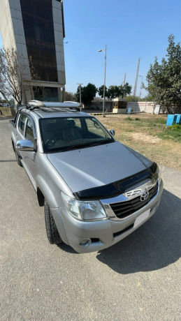 toyota-hilux-camp-big-9