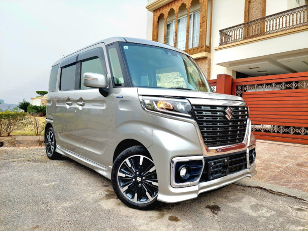 suzuki-spacia-big-0