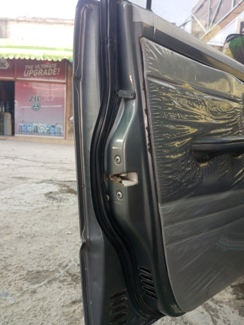mehran-2010-model-big-9