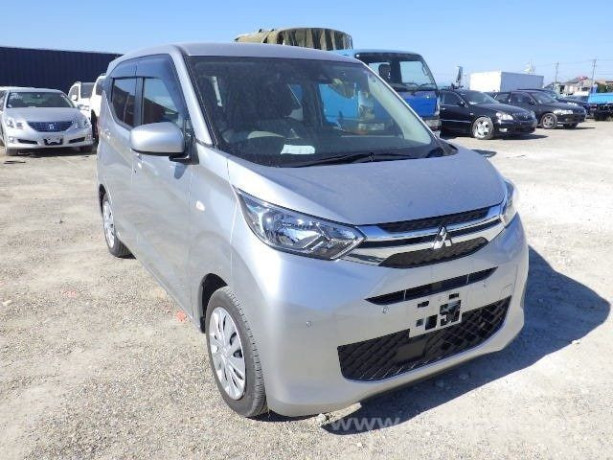mitsubishi-ek-wagon-m-2021-big-6
