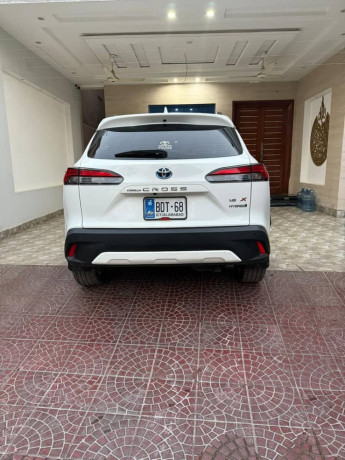 toyota-corolla-cross-hev-x-2024-big-7