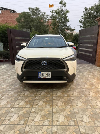 toyota-corolla-cross-hev-x-2024-big-8