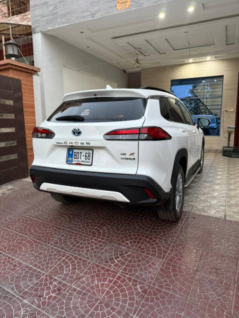 toyota-corolla-cross-hev-x-2024-big-9