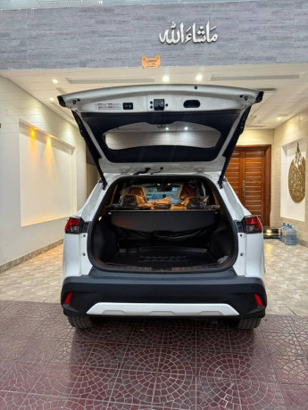 toyota-corolla-cross-hev-x-2024-big-4