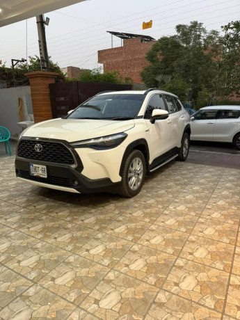 toyota-corolla-cross-hev-x-2024-big-0