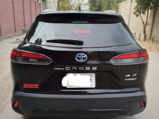 toyota-corolla-cross-hev-x-2024