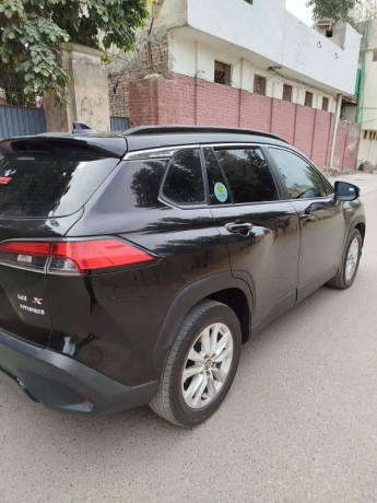 toyota-corolla-cross-hev-x-2024-big-5