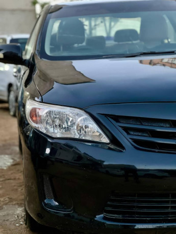 toyota-corolla-xli-2009-big-3