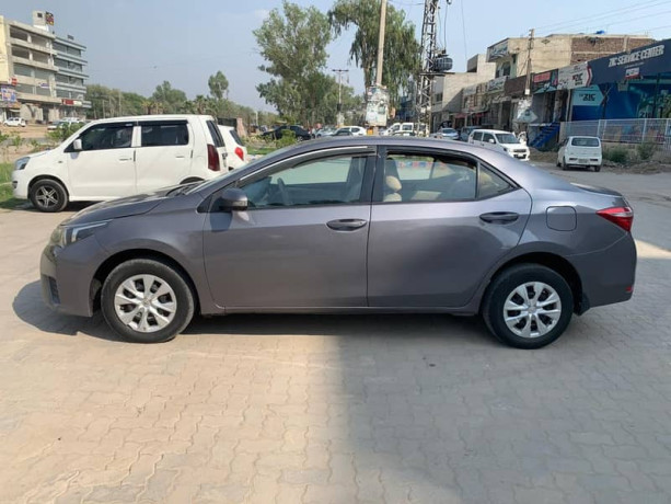 toyota-corolla-gli-2016-big-3