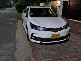 toyota-corolla-altis-grande-cvt-i-18-2018