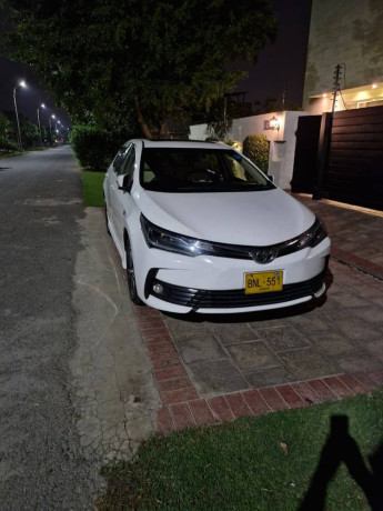 toyota-corolla-altis-grande-cvt-i-18-2018-big-0