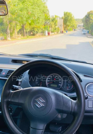 suzuki-swift-13-automatic-big-1