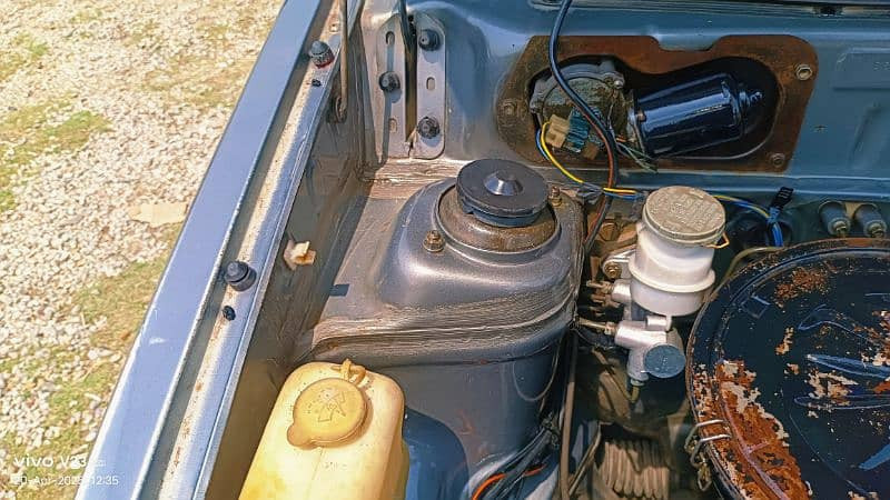 suzuki-mehran-vx-2011-big-6
