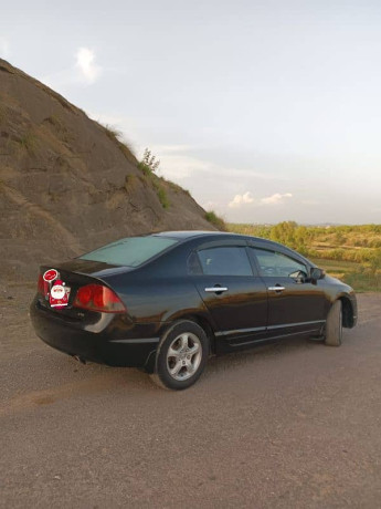 honda-civic-vti-oriel-2009-big-2
