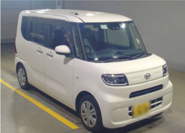 daihatsu-tanto-2025-big-1