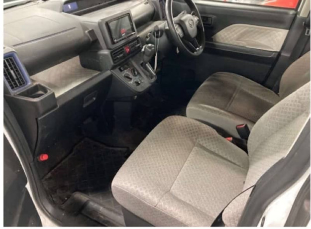 daihatsu-tanto-2025-big-4