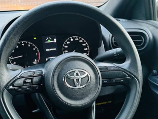 toyota-yaris-20212025-total-genuine-urgent-sale-92-300-3441234