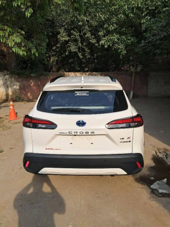 toyota-corolla-cross-hev-x-2024-big-1