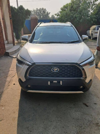 toyota-corolla-cross-hev-x-2024-big-0