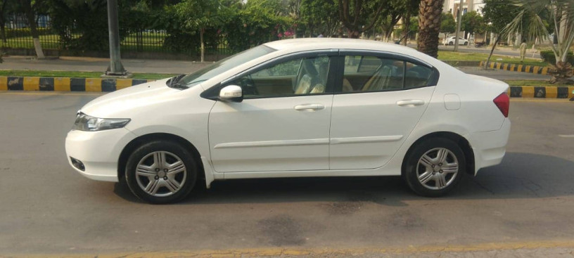 honda-city-i-vtec-prosmetic-2020-1328cc-automatic-brand-new-condition-big-1