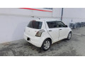 suzuki-swift-2012-small-1