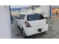 suzuki-swift-2012-small-2